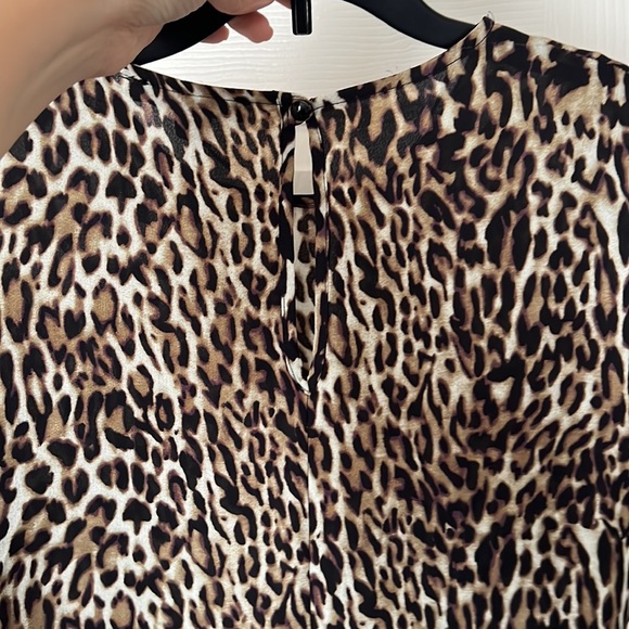 PRIMARK QUARTER SLEEVE ANIMAL PRINT BLOUSE - Picture 3 of 3